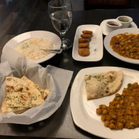 Bombay Tandoor food