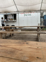 Taqueria Johnny’s Tacos food