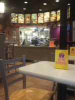 Taco Bell inside