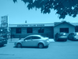Country Club Diner outside