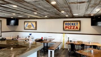 Rocket Pizza food