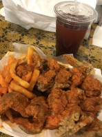 Chicago’s 6 Wings food