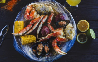 Crab Du Jour Xpress Cajun Seafood food