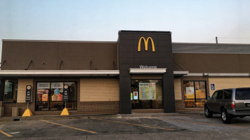 Mcdonald's outside