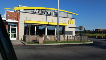 Mcdonald's outside