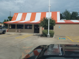 Whataburger outside