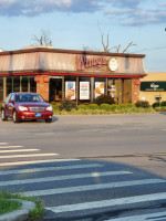 Wendy's Restaurant outside