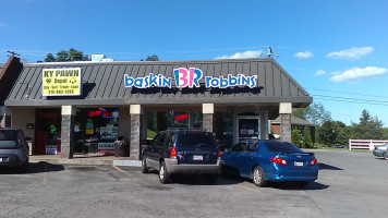 Baskin-robbins outside