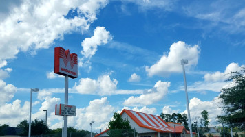 Whataburger, Welcome To Whataburger outside