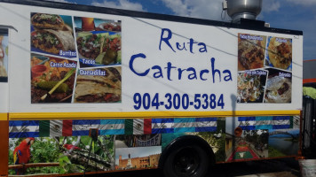 Ruta Catracha food