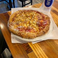 Davinci's Pizzeria Of Midtown food