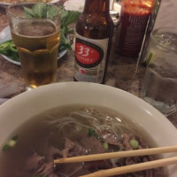 Saigon 75 food