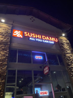 Sushi Damu inside