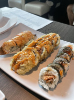 Sushi Damu inside