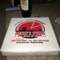Pucci's Pizza food
