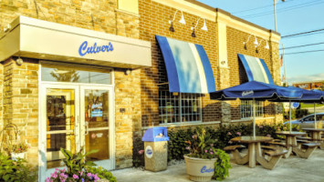 Culver's outside