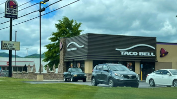 Taco Bell outside