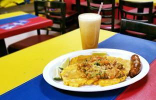 Oiga Mire Vea Colombian Cuisine And Latin Nightclub In W food