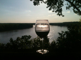 The A-frame Winegarden On The Blufftop At Rocheport inside