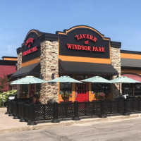 Tavern at Windsor Park outside