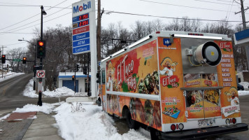 El Taco Feliz #5 Woodmans outside