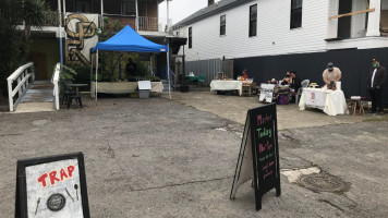 New Orleans Trap Kitchen outside