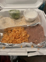 Loya's Mexican food
