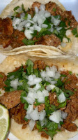 Tacos Al Vapor Fernando 's food