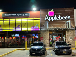 Applebee's Grill outside