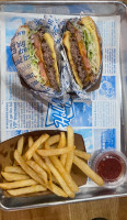 Hollywood Burger food