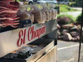 Taqueria Chapin Taco Truck outside