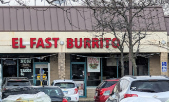 El Fast Burrito In Des Pla inside