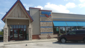 Ihop outside