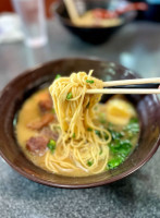 Suzu Noodle House food