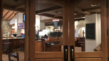 Olive Garden Italian outside