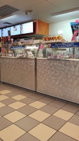 Baskin-robbins inside