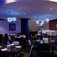 Trio Restaurant and Bar – Novotel Toronto North York inside