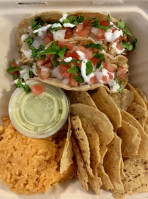 Chunky's Tacos food