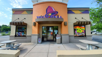 Taco Bell outside