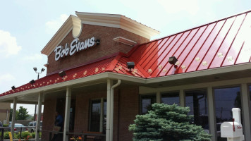 Bob Evans outside