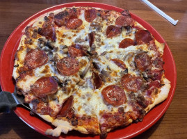 Beer Barrel Pizza Grill food