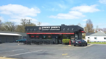 Jimmy John's outside