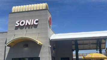 Sonic Drive-in outside