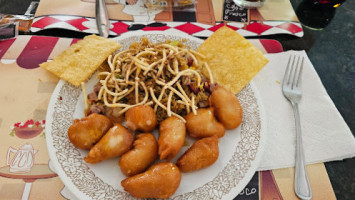 El Cantones Chinese food