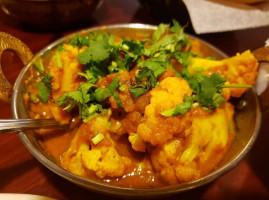 Taj Mahal Fine Indian Cuisine food