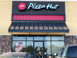 Pizza Hut food