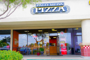 Palo Mesa Pizza Ii outside