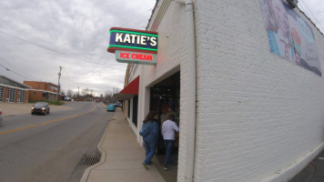 Katie's Ice Cream outside