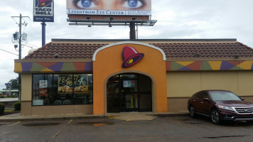 Taco Bell outside