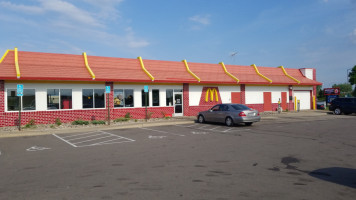 Mcdonald's outside